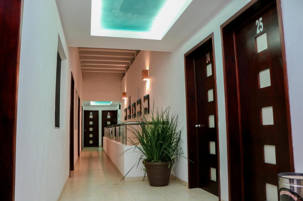 Playa Linda Hotel Progreso  Extérieur photo