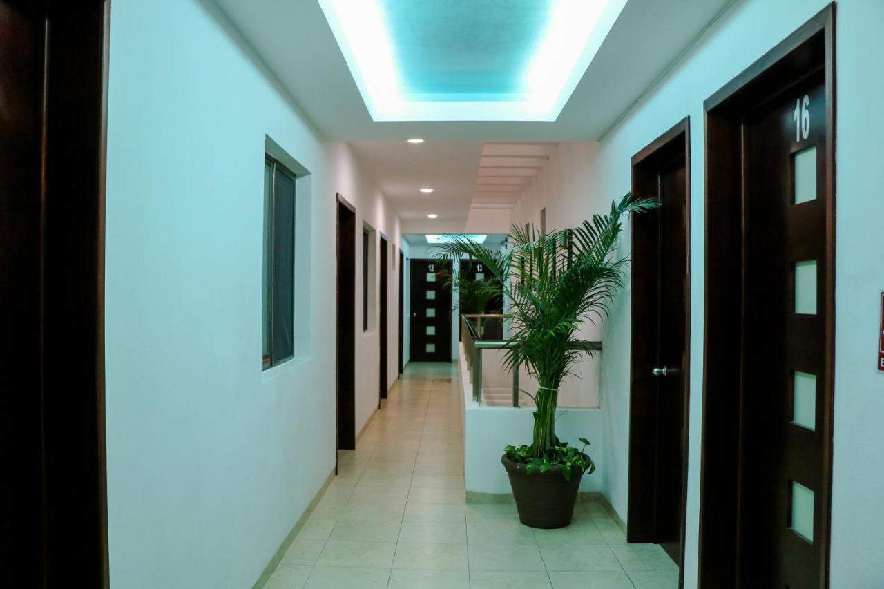 Playa Linda Hotel Progreso  Extérieur photo