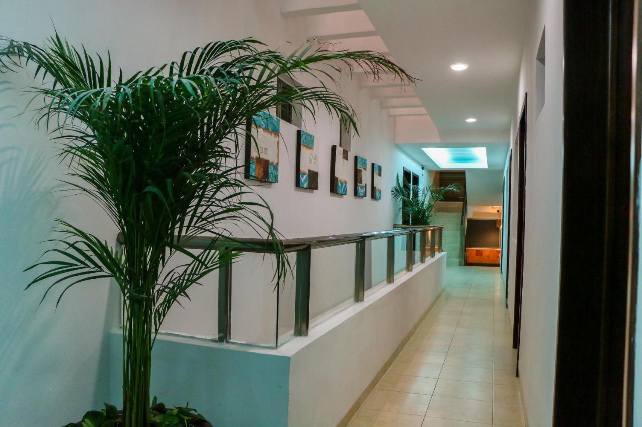 Playa Linda Hotel Progreso  Extérieur photo
