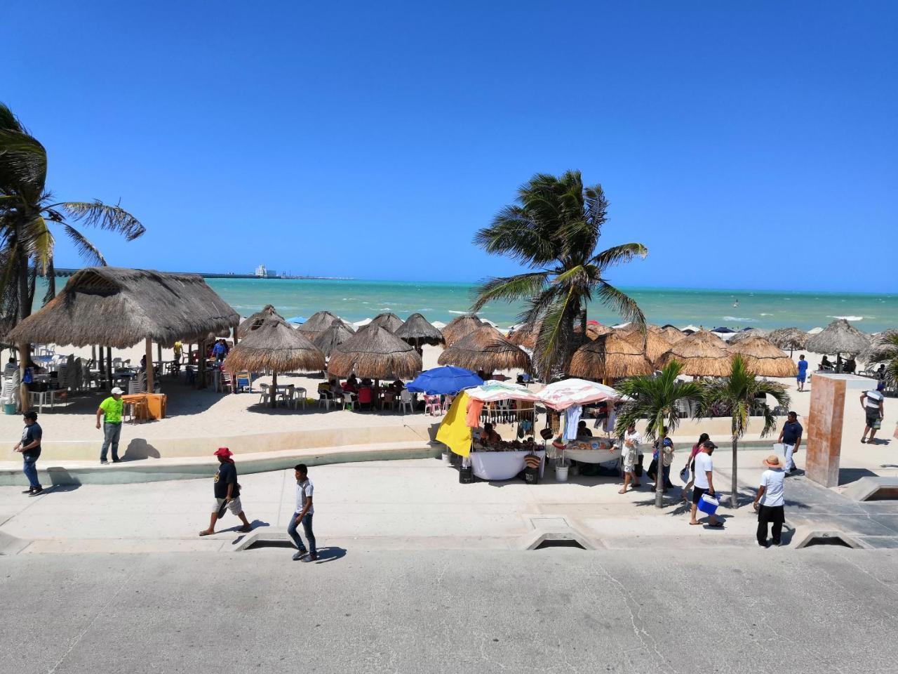 Playa Linda Hotel Progreso  Extérieur photo